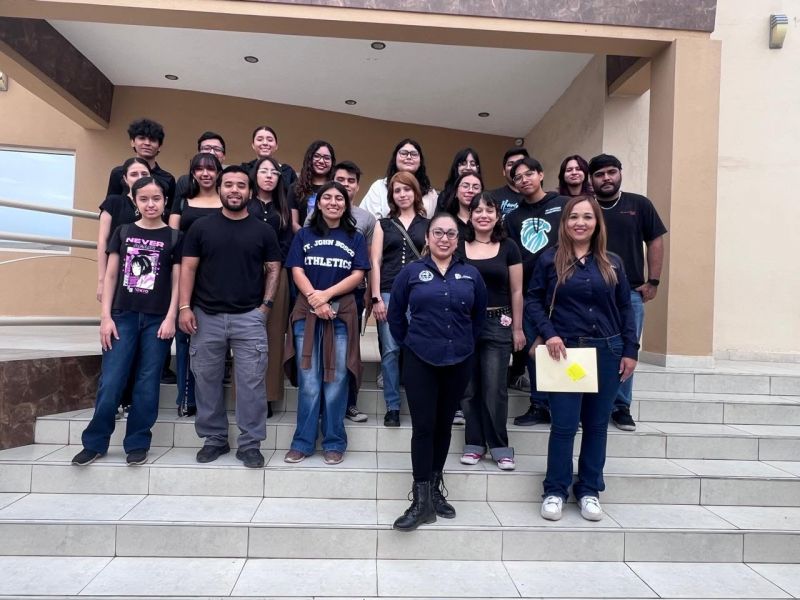¡VIAJE DE ESTUDIOS AL CEDIS DE GUTIÉRREZ!